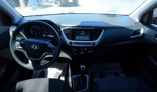 2020 Hyundai Accent SE