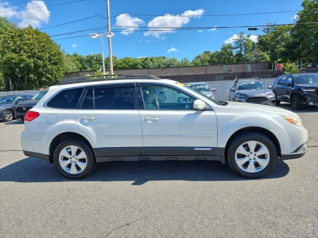 2011 Subaru Outback 2.5i Limited