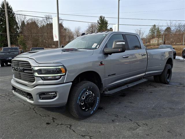 2024 RAM Ram 3500 RAM 3500 LARAMIE CREW CAB 4X4 8 BOX