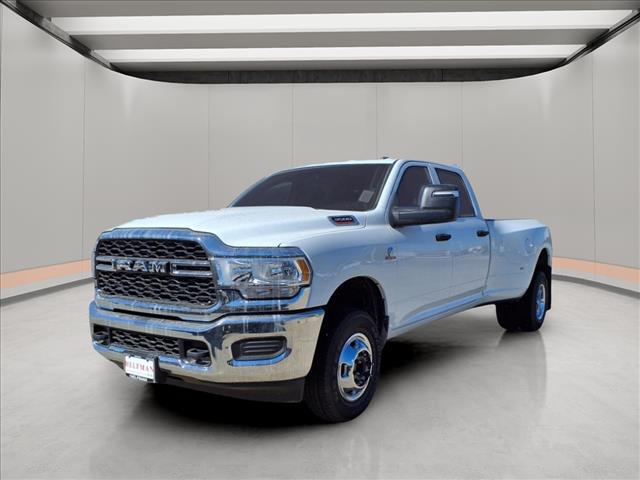 2024 RAM Ram 3500 RAM 3500 TRADESMAN CREW CAB 4X4 8 BOX