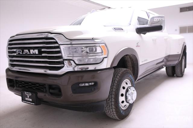 2024 RAM Ram 3500 RAM 3500 LIMITED LONGHORN MEGA CAB 4X4 64 BOX