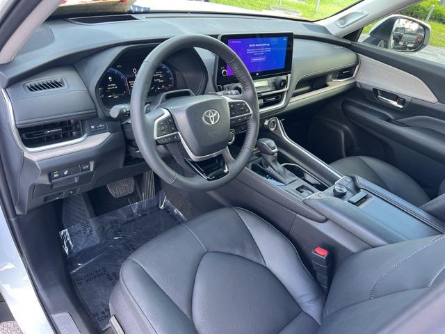 2024 Toyota Grand Highlander Platinum