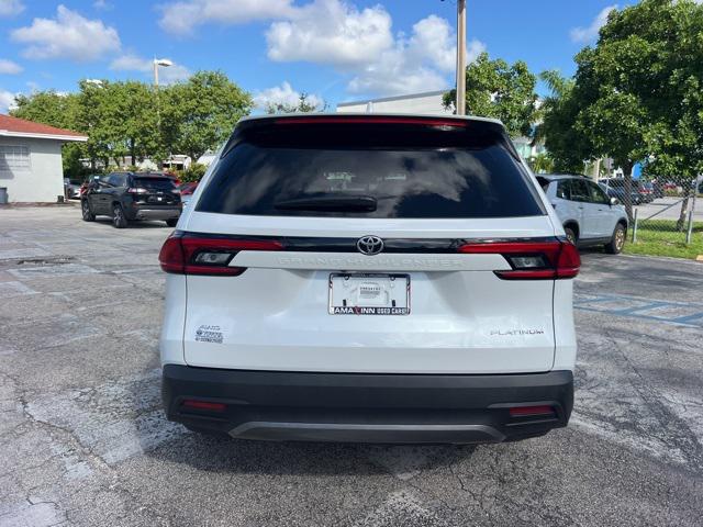 2024 Toyota Grand Highlander Platinum