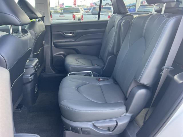 2024 Toyota Grand Highlander Platinum