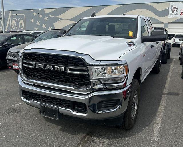 2021 RAM 3500 Tradesman Crew Cab 4x4 8 Box