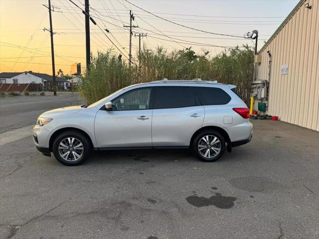 2020 Nissan Pathfinder S 2WD