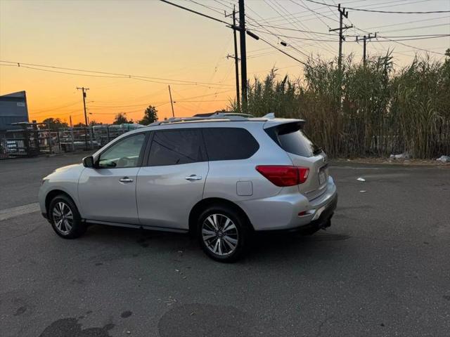 2020 Nissan Pathfinder S 2WD