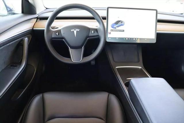 2021 Tesla Model 3 Standard Range Plus Rear-Wheel Drive