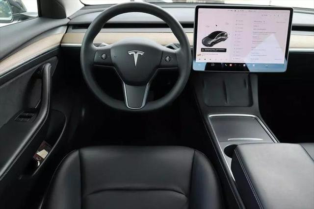 2021 Tesla Model 3 Standard Range Plus Rear-Wheel Drive