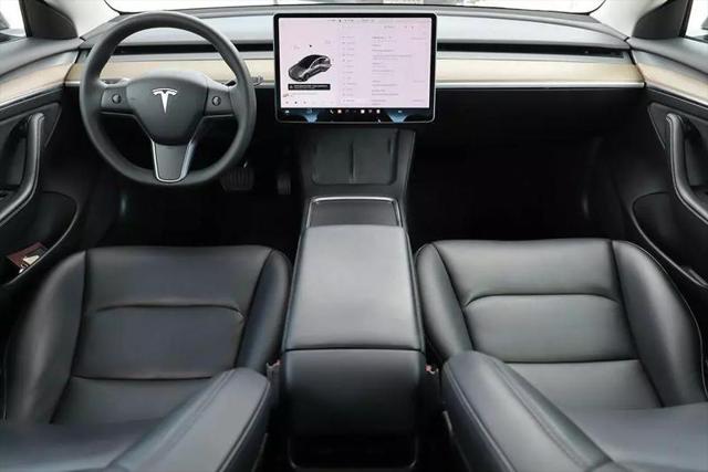 2021 Tesla Model 3 Standard Range Plus Rear-Wheel Drive
