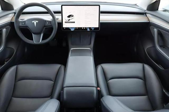 2021 Tesla Model 3 Standard Range Plus Rear-Wheel Drive