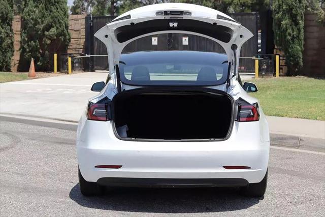 2021 Tesla Model 3 Standard Range Plus Rear-Wheel Drive