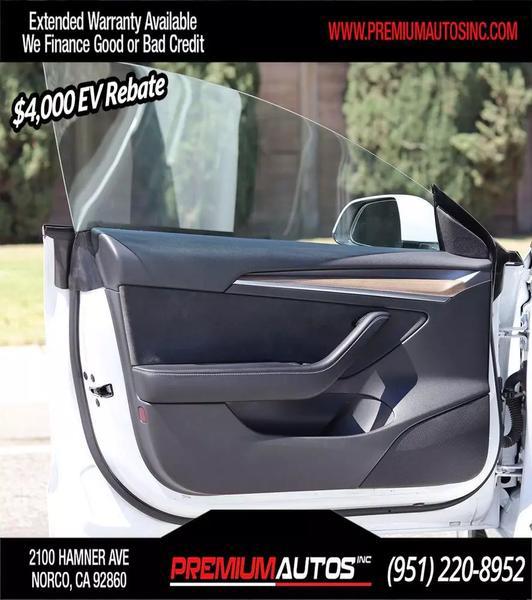 2022 Tesla Model 3 Rear-Wheel Drive