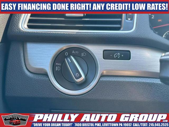 2015 Volkswagen Passat 1.8T SE