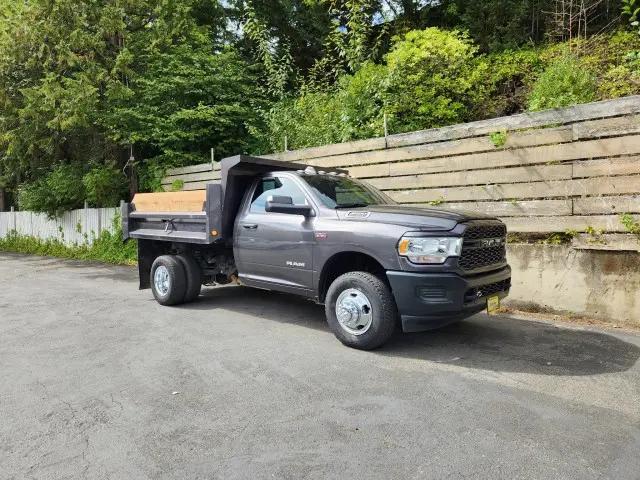 2022 Ram 3500 Tradesman/SLT