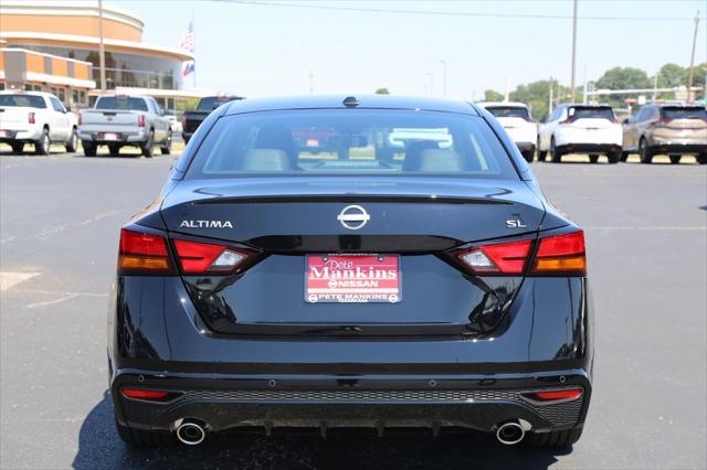 2025 Nissan Altima SL FWD