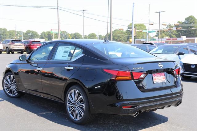 2025 Nissan Altima SL FWD