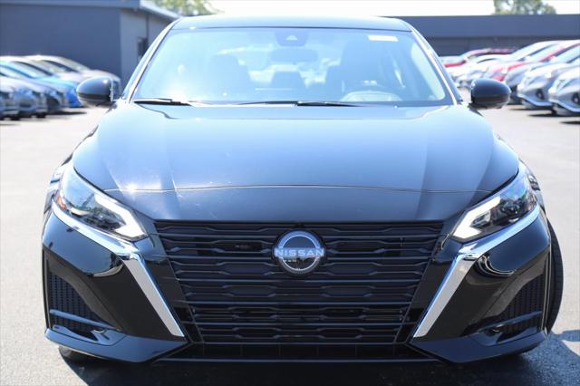 2025 Nissan Altima SL FWD