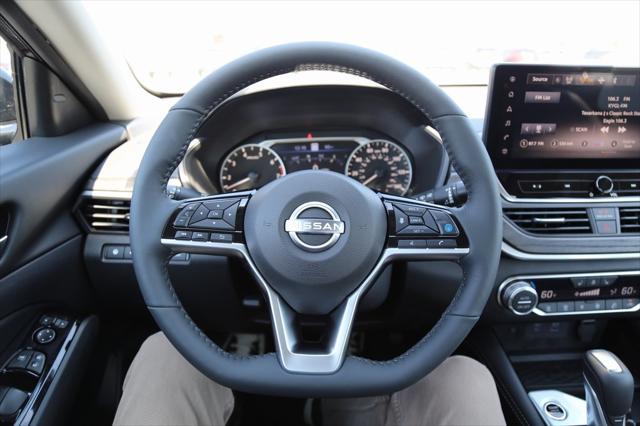 2025 Nissan Altima SL FWD