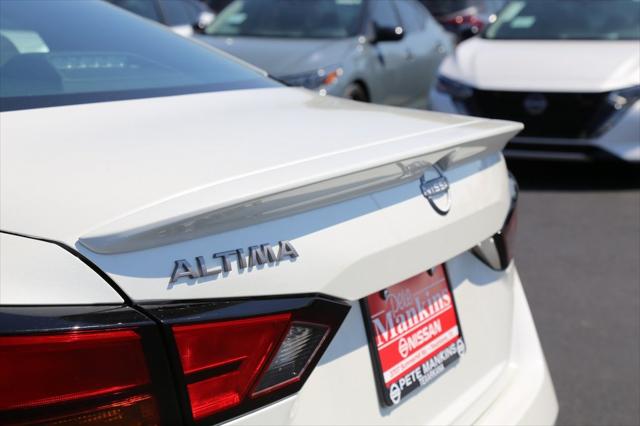 2025 Nissan Altima SV FWD