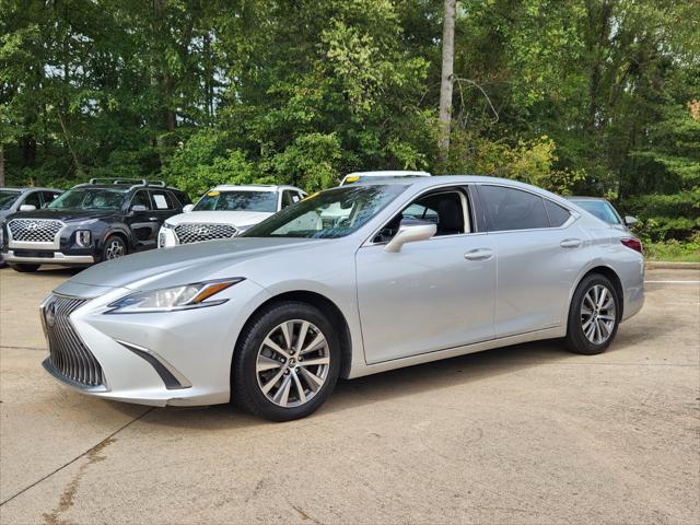 2021 Lexus ES 300h