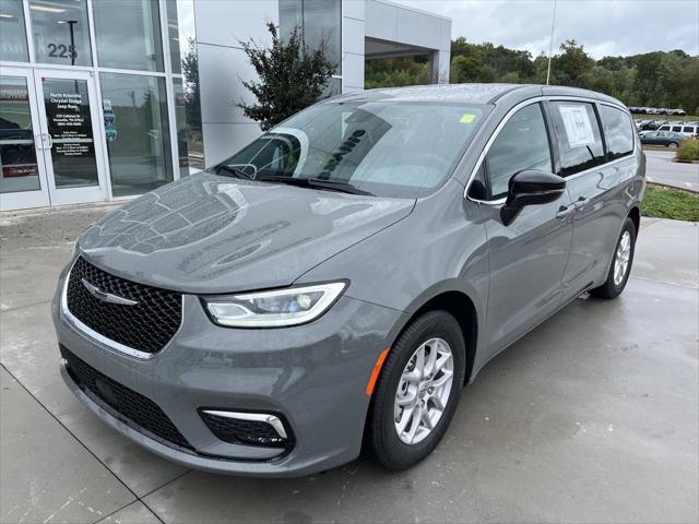 2025 Chrysler Pacifica PACIFICA SELECT