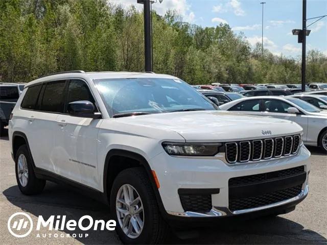 2025 Jeep Grand Cherokee GRAND CHEROKEE L LAREDO 4X4