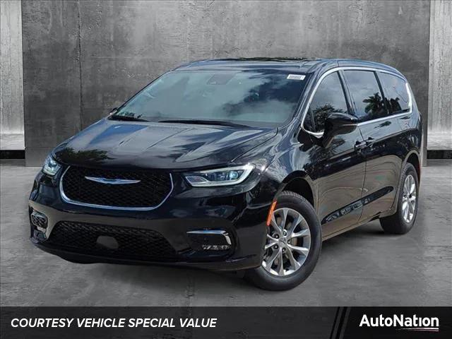 2025 Chrysler Pacifica PACIFICA SELECT AWD