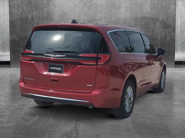 2025 Chrysler Pacifica PACIFICA SELECT AWD