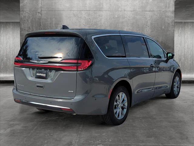 2025 Chrysler Pacifica PACIFICA SELECT AWD