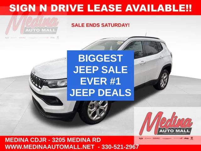 2025 Jeep Compass COMPASS LATITUDE 4X4