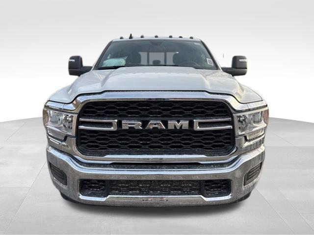 2024 RAM Ram 2500 RAM 2500 TRADESMAN CREW CAB 4X4 8 BOX