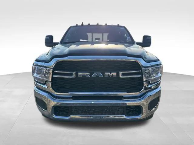 2024 RAM Ram 2500 RAM 2500 TRADESMAN CREW CAB 4X4 8 BOX