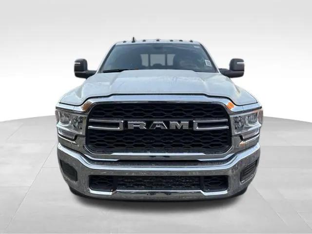 2024 RAM Ram 2500 RAM 2500 TRADESMAN CREW CAB 4X4 8 BOX