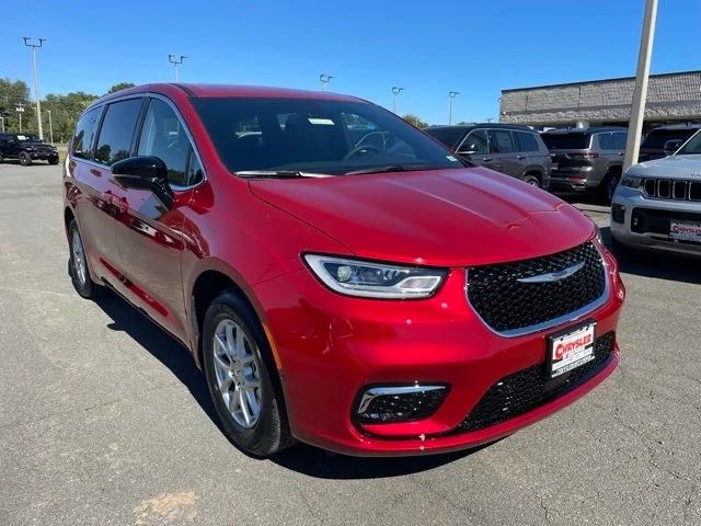 2025 Chrysler Pacifica PACIFICA SELECT