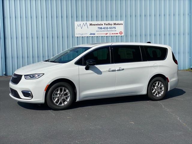 2025 Chrysler Pacifica PACIFICA SELECT