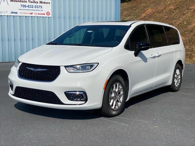 2025 Chrysler Pacifica PACIFICA SELECT