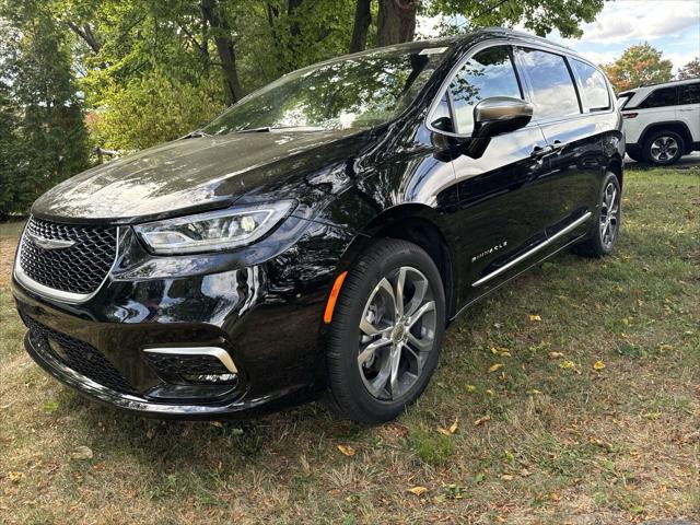 2025 Chrysler Pacifica PACIFICA PINNACLE AWD