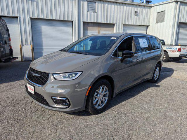 2025 Chrysler Pacifica PACIFICA SELECT