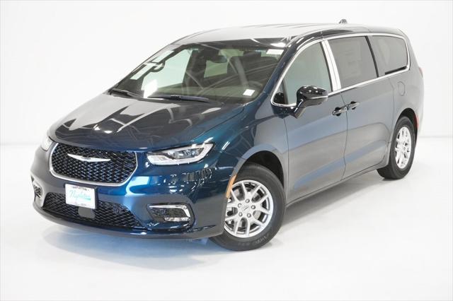 2025 Chrysler Pacifica PACIFICA SELECT