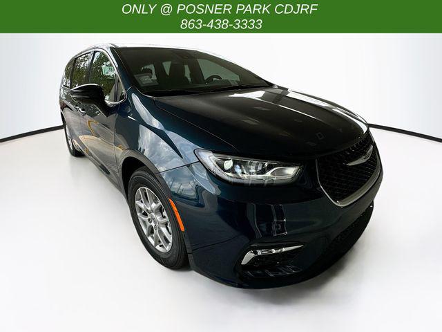 2025 Chrysler Pacifica PACIFICA SELECT