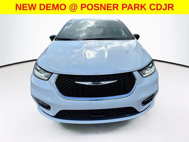 2025 Chrysler Pacifica PACIFICA SELECT