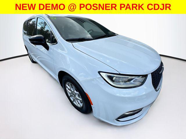 2025 Chrysler Pacifica PACIFICA SELECT
