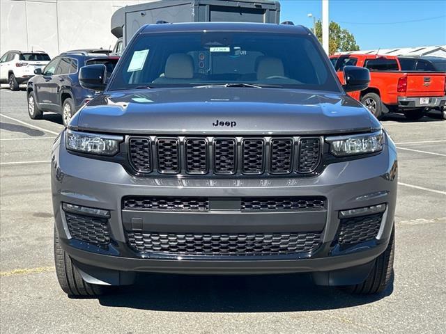 2025 Jeep Grand Cherokee GRAND CHEROKEE L LIMITED 4X4