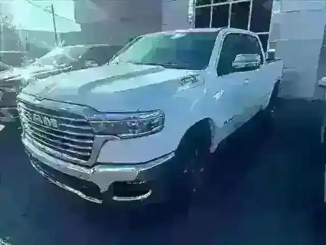 2025 RAM Ram 1500 RAM 1500 LARAMIE CREW CAB 4X4 57 BOX