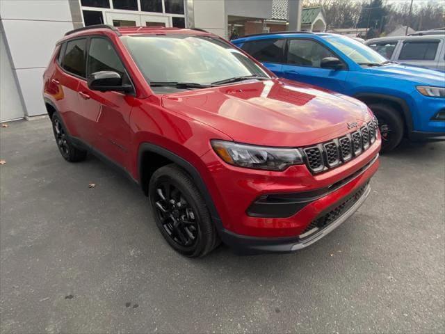 2025 Jeep Compass COMPASS LATITUDE 4X4
