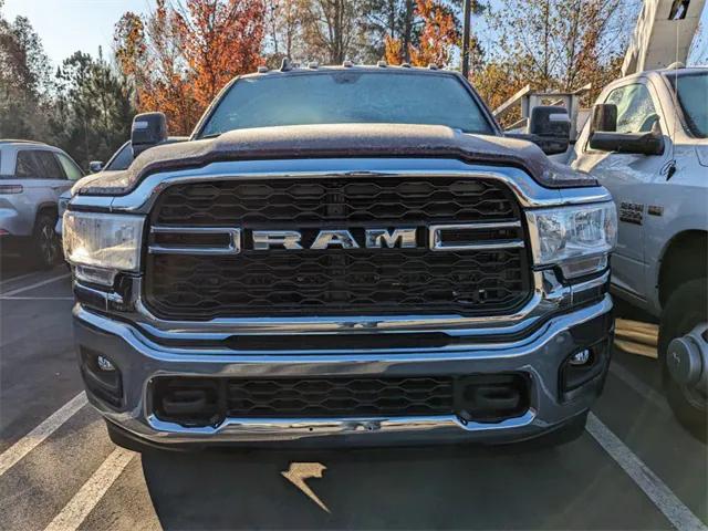 2024 RAM Ram 3500 Chassis Cab RAM 3500 TRADESMAN CREW CAB CHASSIS 4X4 60 CA