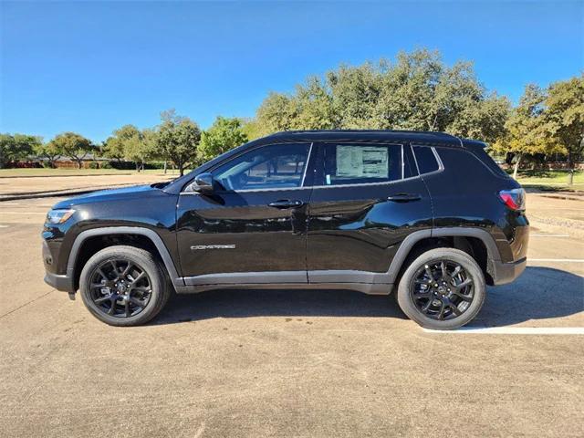 2025 Jeep Compass COMPASS LATITUDE 4X4
