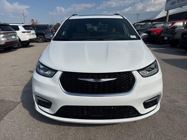 2025 Chrysler Pacifica Hybrid PACIFICA PLUG-IN HYBRID PINNACLE