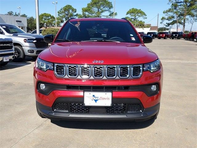 2025 Jeep Compass COMPASS LATITUDE 4X4